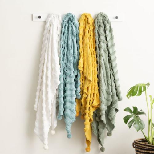 Cotton Tufted throw
